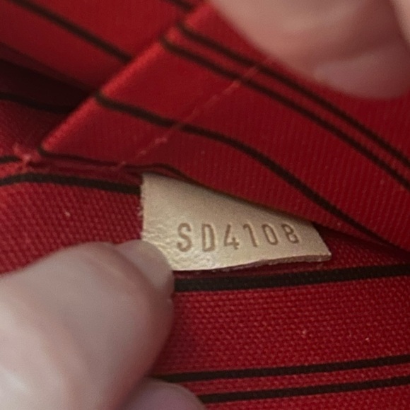 Louis Vuitton neverfull mm pouch AUTHENTIC - Picture 5 of 5